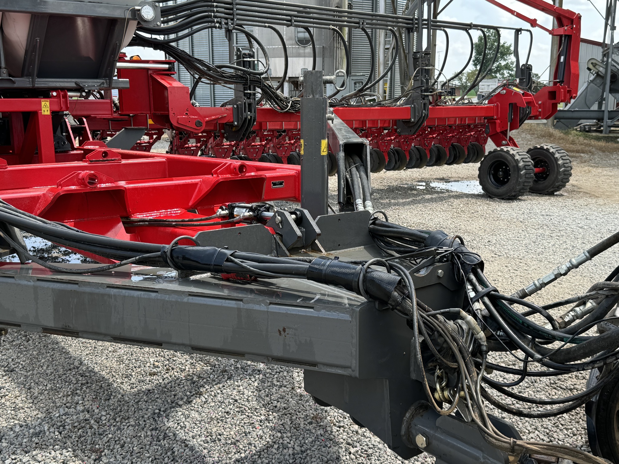 2018 White 9936-20 Image 36