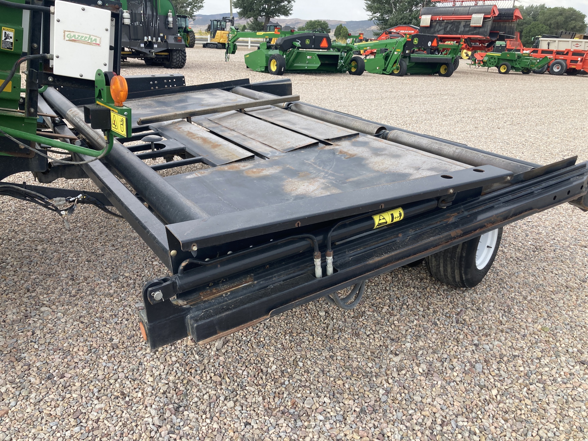 2021 John Deere L341 Image 33