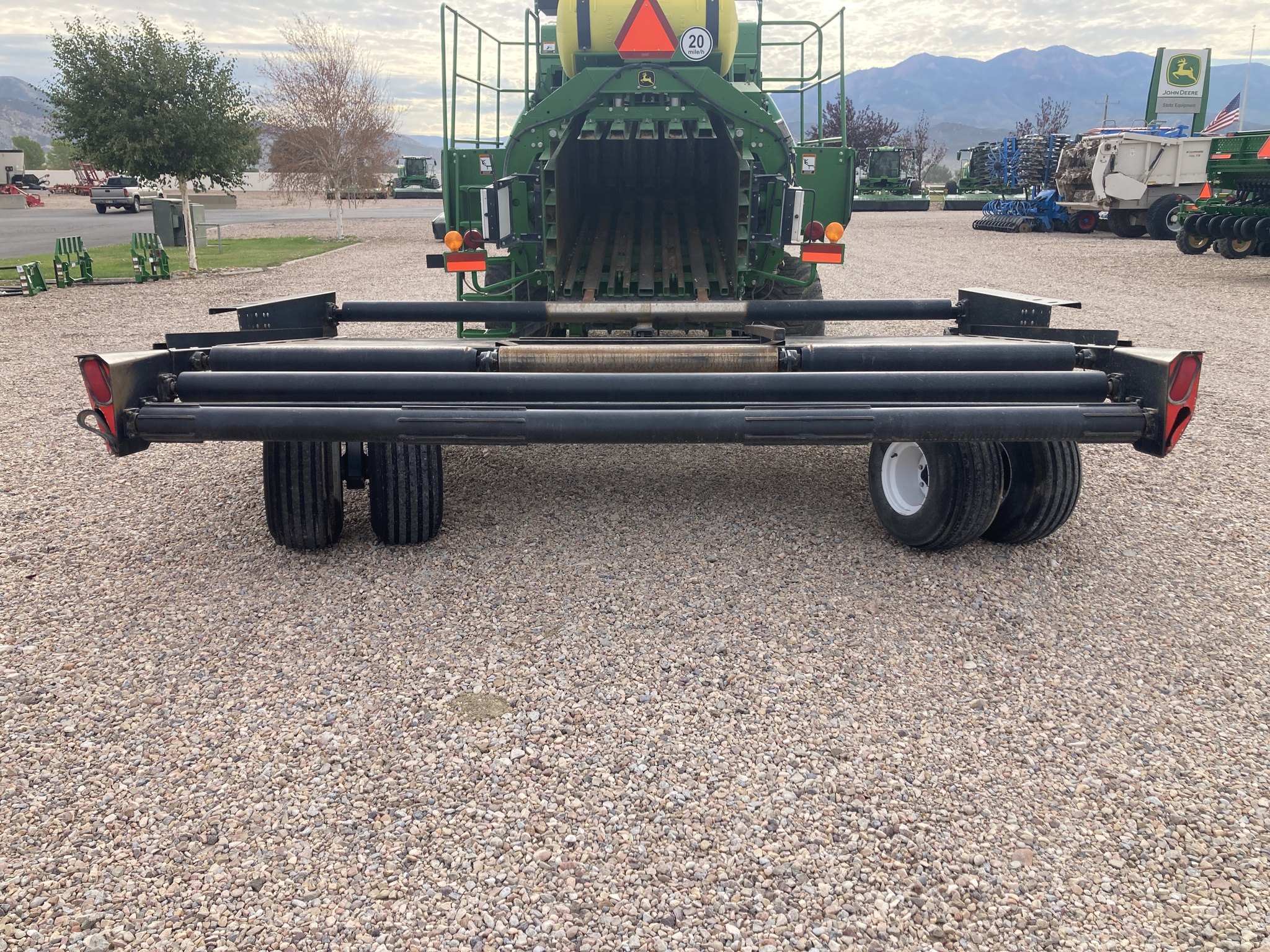 2021 John Deere L341 Image 35
