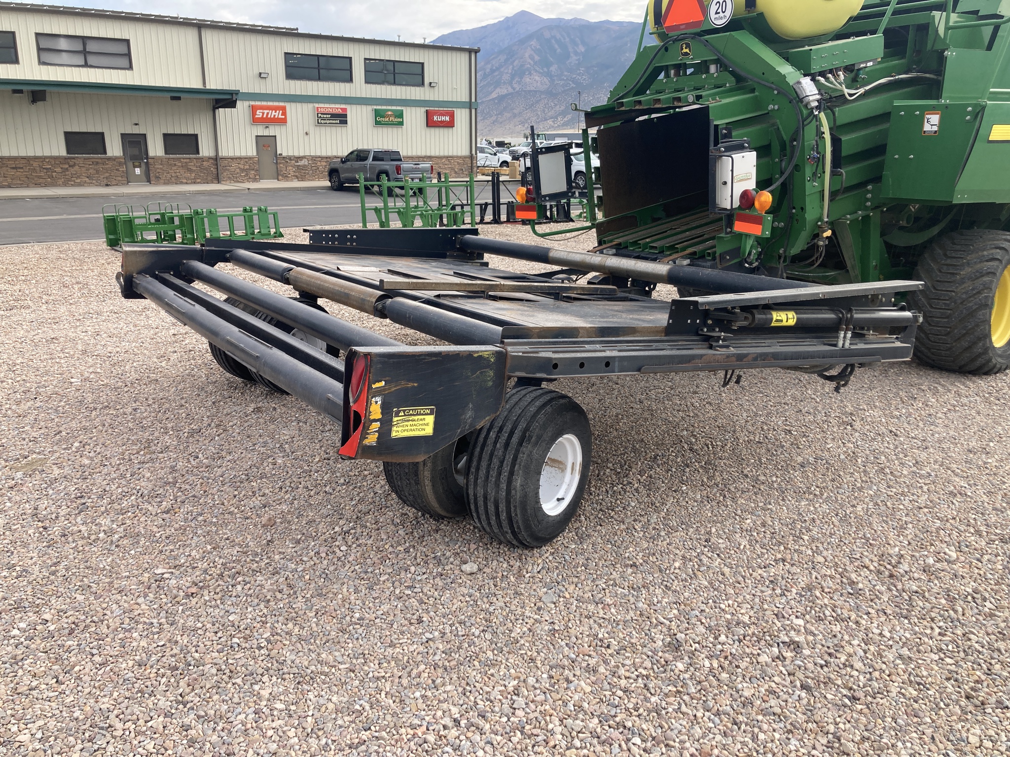 2021 John Deere L341 Image 36