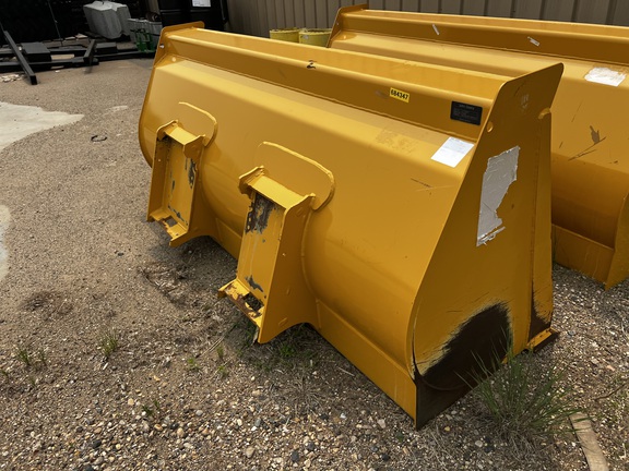 2024 John Deere AT413237 1.1yd Bucket SSL - Photo5