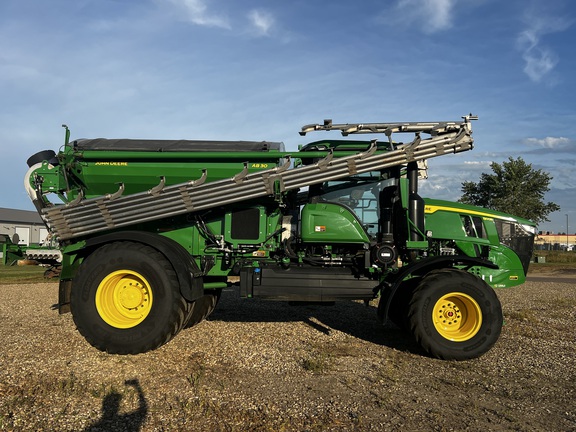 2024 John Deere 800R - Photo2