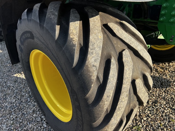 2024 John Deere 800R - Photo12