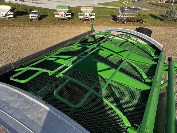 2024 John Deere 800R - Photo33