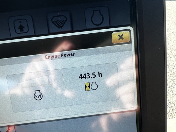 2024 John Deere 800R - Photo41