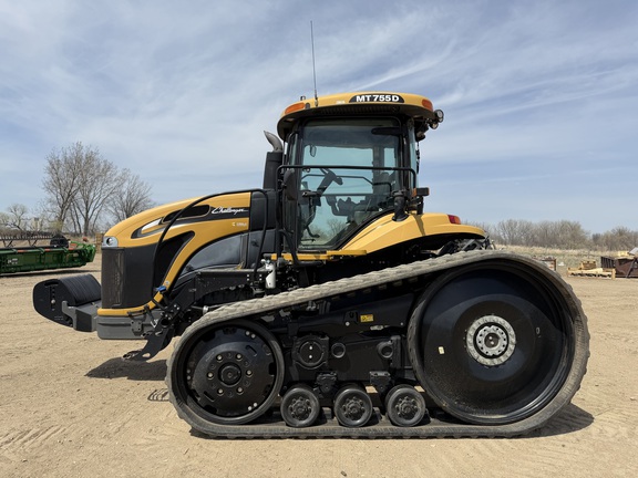 2014 Challenger MT755D - Photo6
