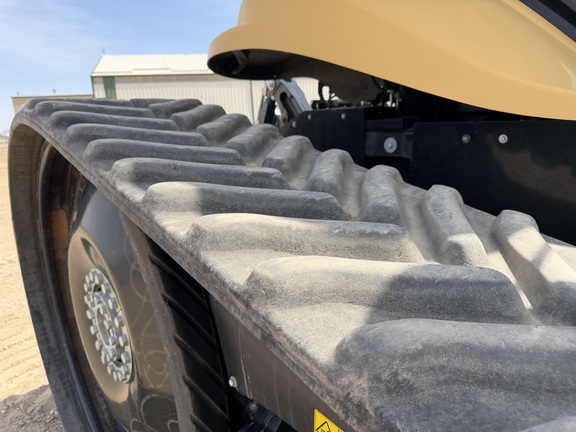2014 Challenger MT755D - Photo16