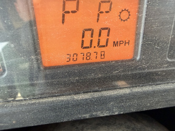 2014 Challenger MT755D - Photo38