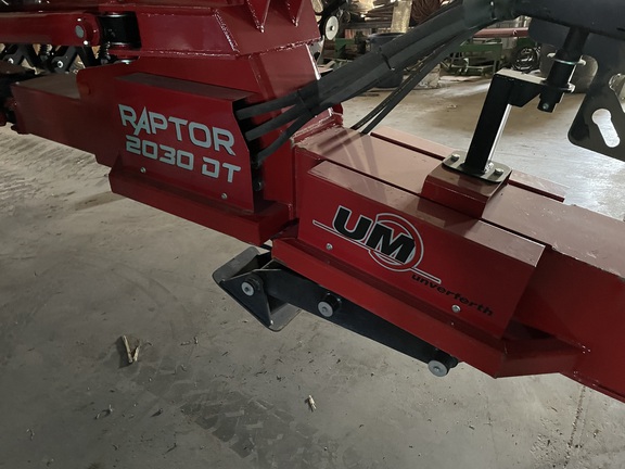 2022 Unverferth Raptor 2030 DT - Photo11