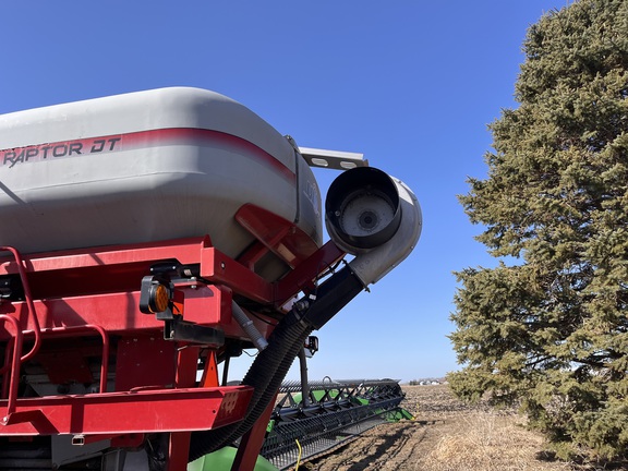 2022 Unverferth Raptor 2030 DT - Photo16