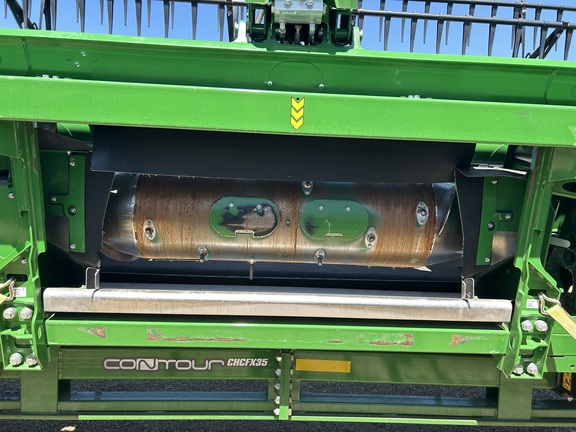 Used 2024 John Deere HD35R Combine Platforms at Horizon Ag & Turf in Lloydminster, AB - Photo6