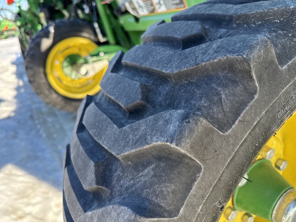 Used 2024 John Deere HD35R Combine Platforms at Horizon Ag & Turf in Lloydminster, AB - Photo17