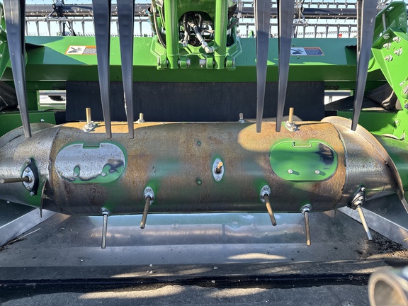 Used 2024 John Deere HD35R Combine Platforms at Horizon Ag & Turf in Lloydminster, AB - Photo7