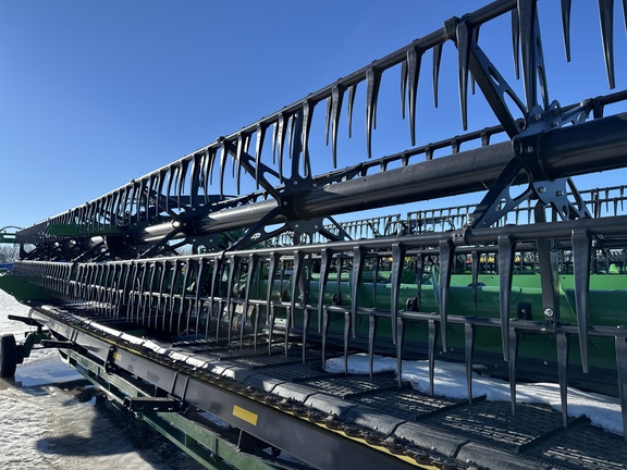 Used 2024 John Deere HD35R Combine Platforms at Horizon Ag & Turf in Lloydminster, AB - Photo13