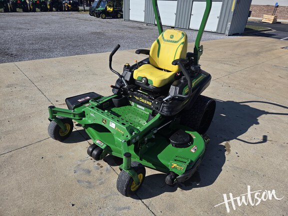 Photo of 2023 John Deere Z960M