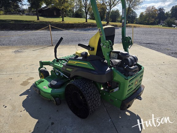 Photo of 2023 John Deere Z960M
