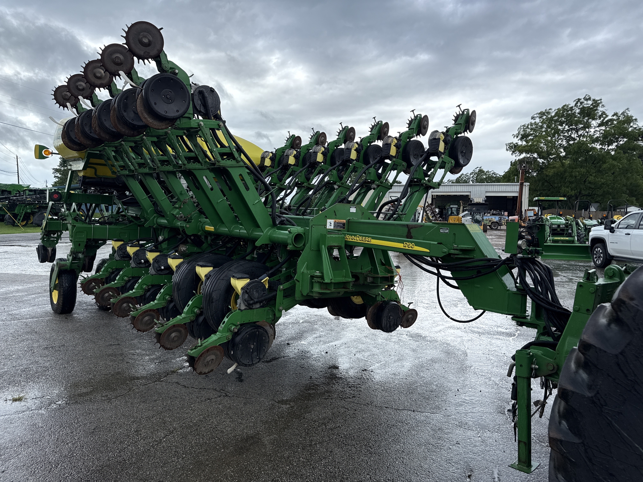 2010 John Deere 1790