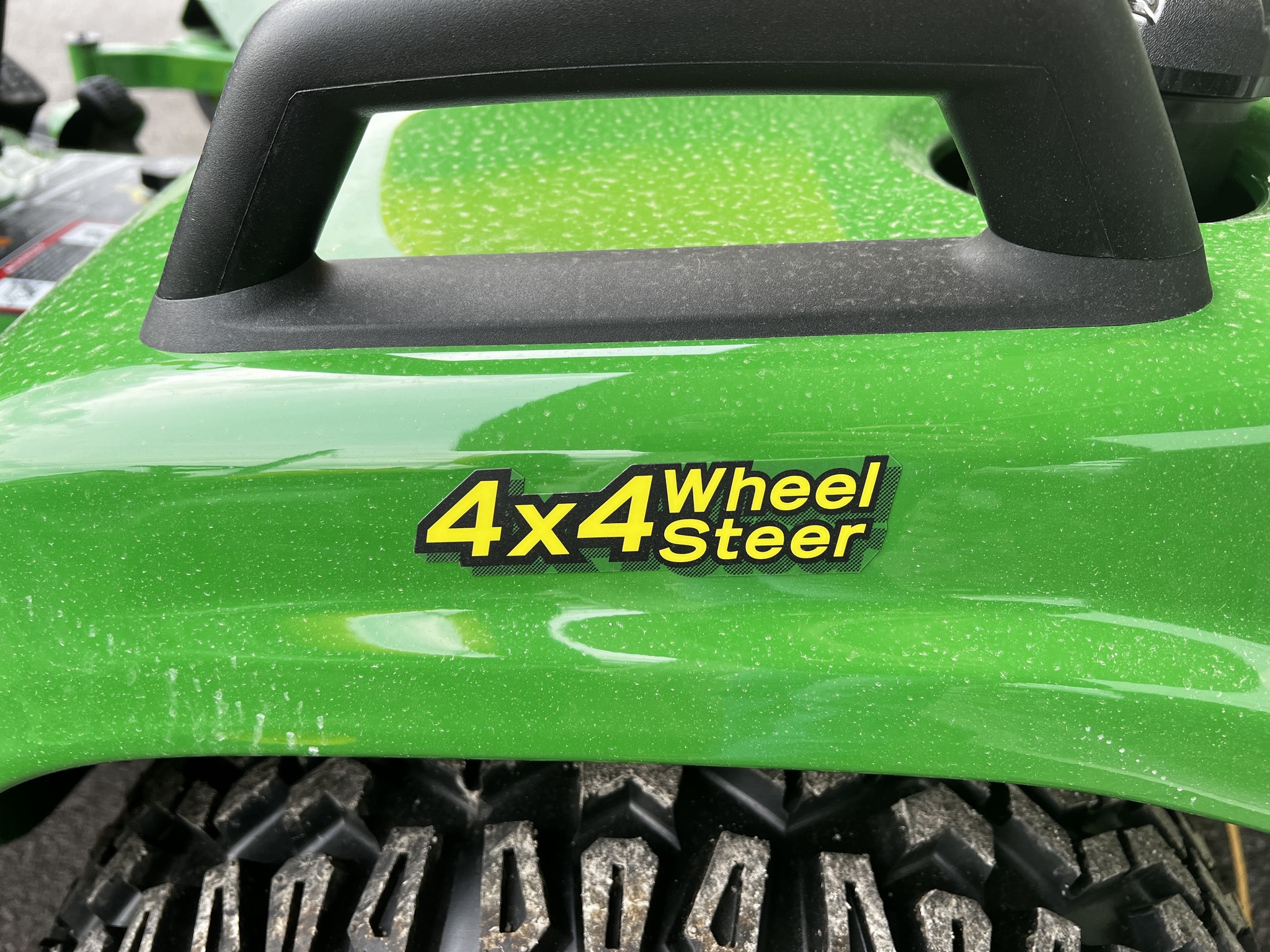 2025 John Deere X739 Image 5