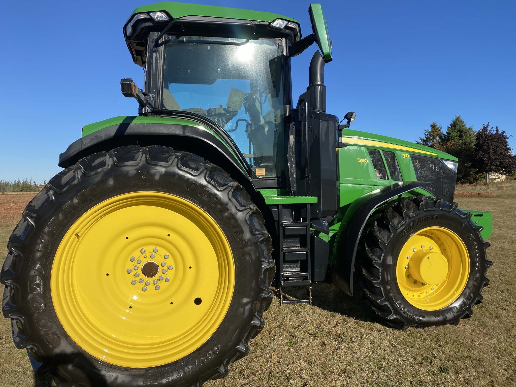 2023 John Deere 7R 350 Image 3