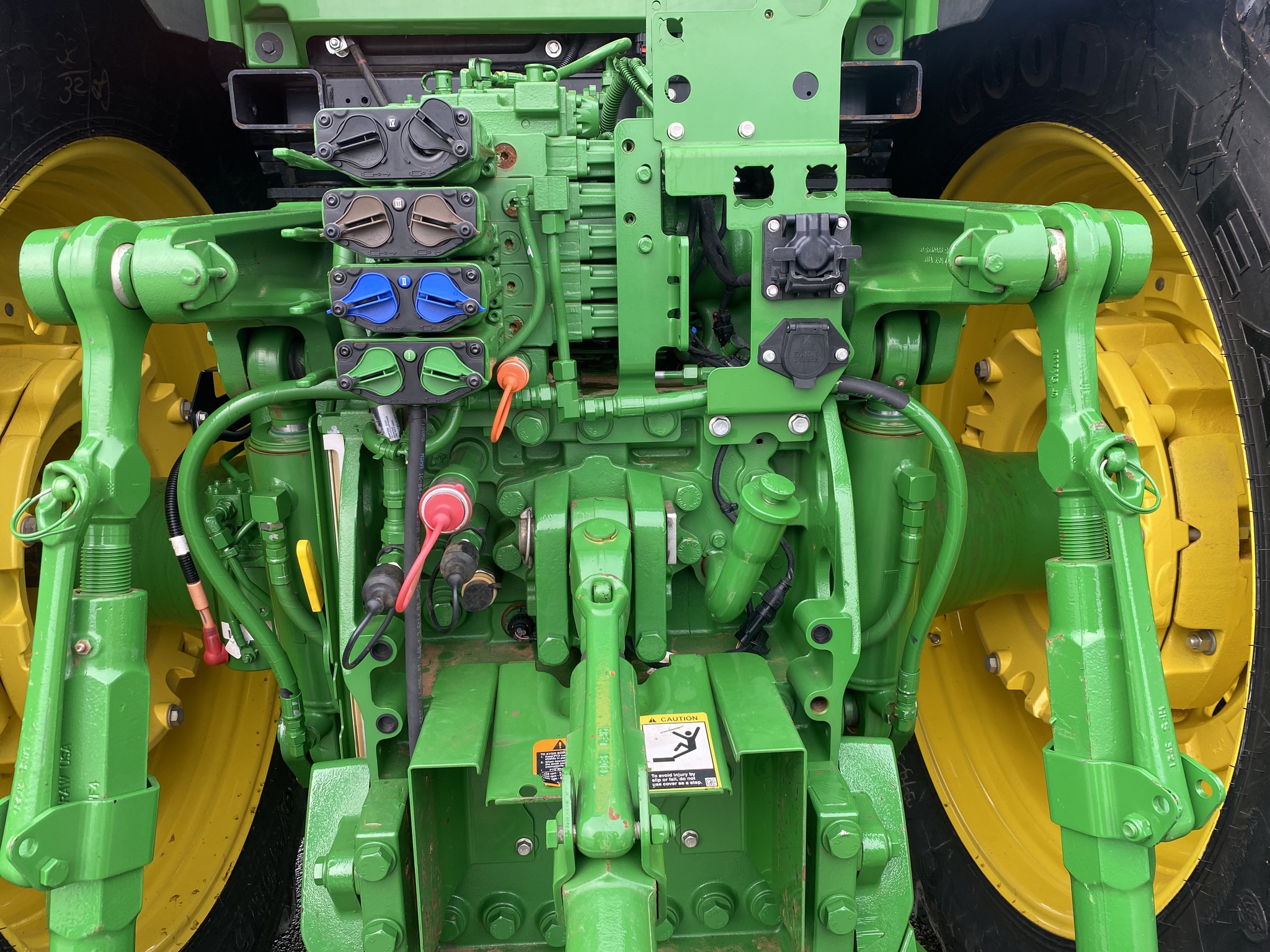 2023 John Deere 7R 210 Image 19