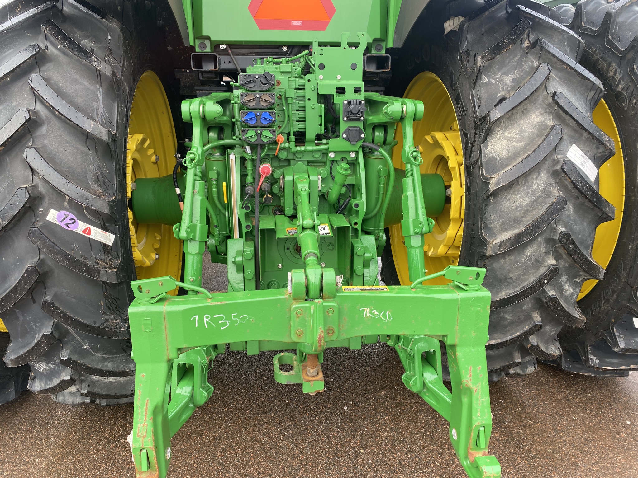 2023 John Deere 7R 210 Image 18