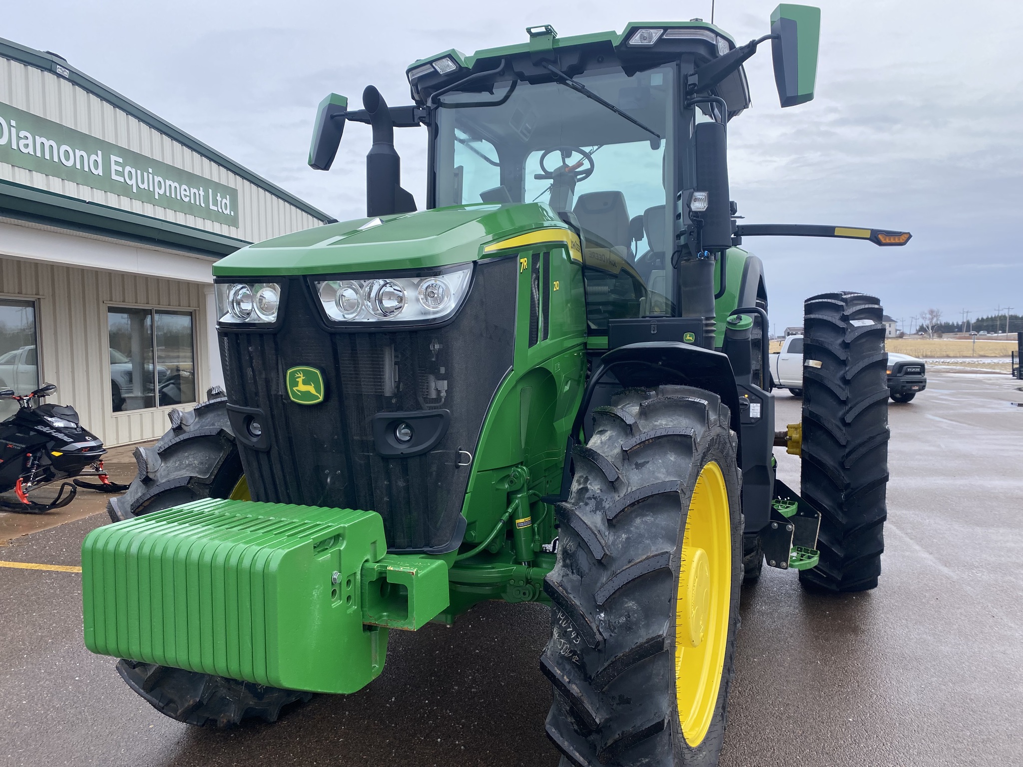2023 John Deere 7R 210 Image 15