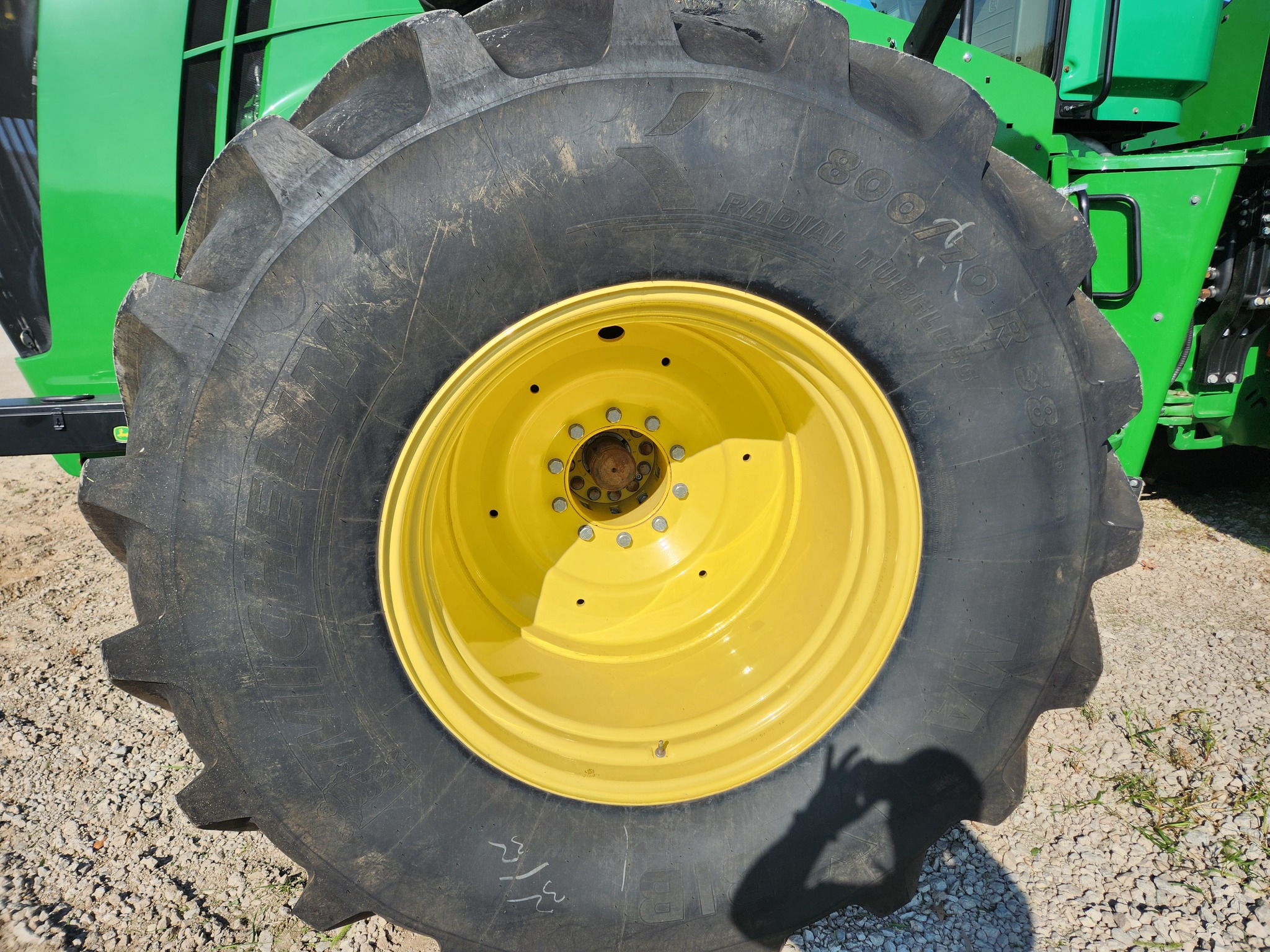  2021 John Deere 9520R at Heritage Tractor in Kewanee, IL