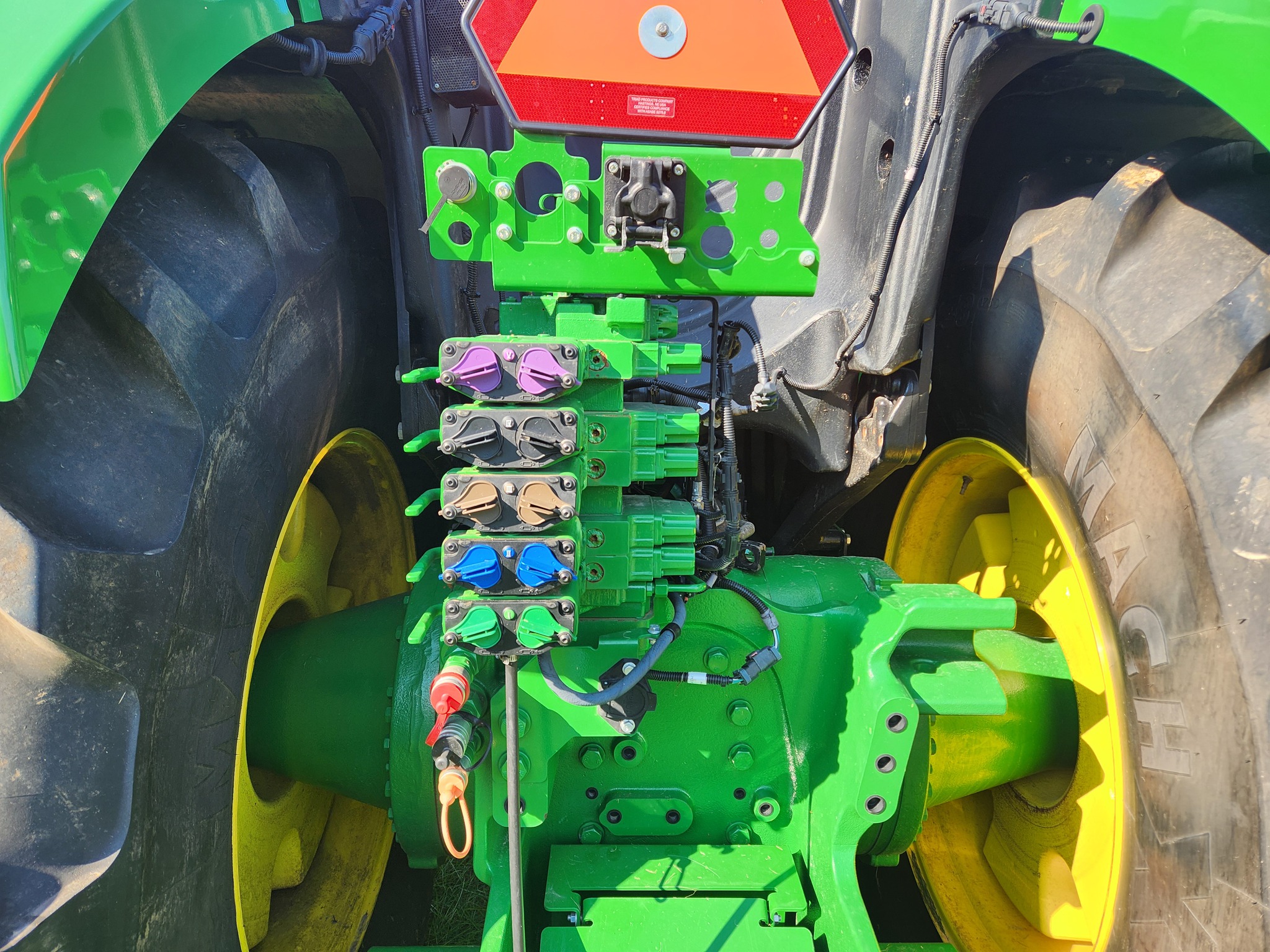  2021 John Deere 9520R at Heritage Tractor in Kewanee, IL