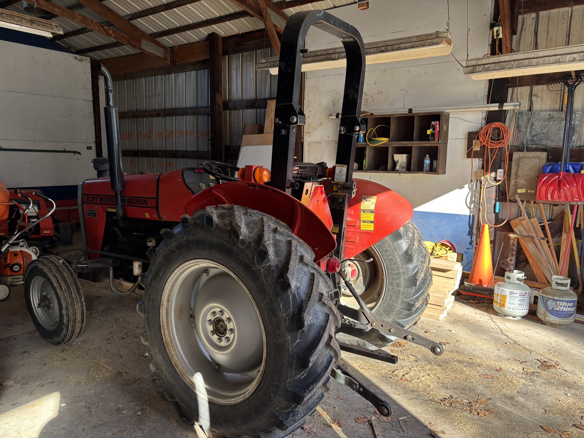 Used 1996 Massey Ferguson 231 Utility Tractors at Koenig Equipment in Urbana, OH - PhotoXL2