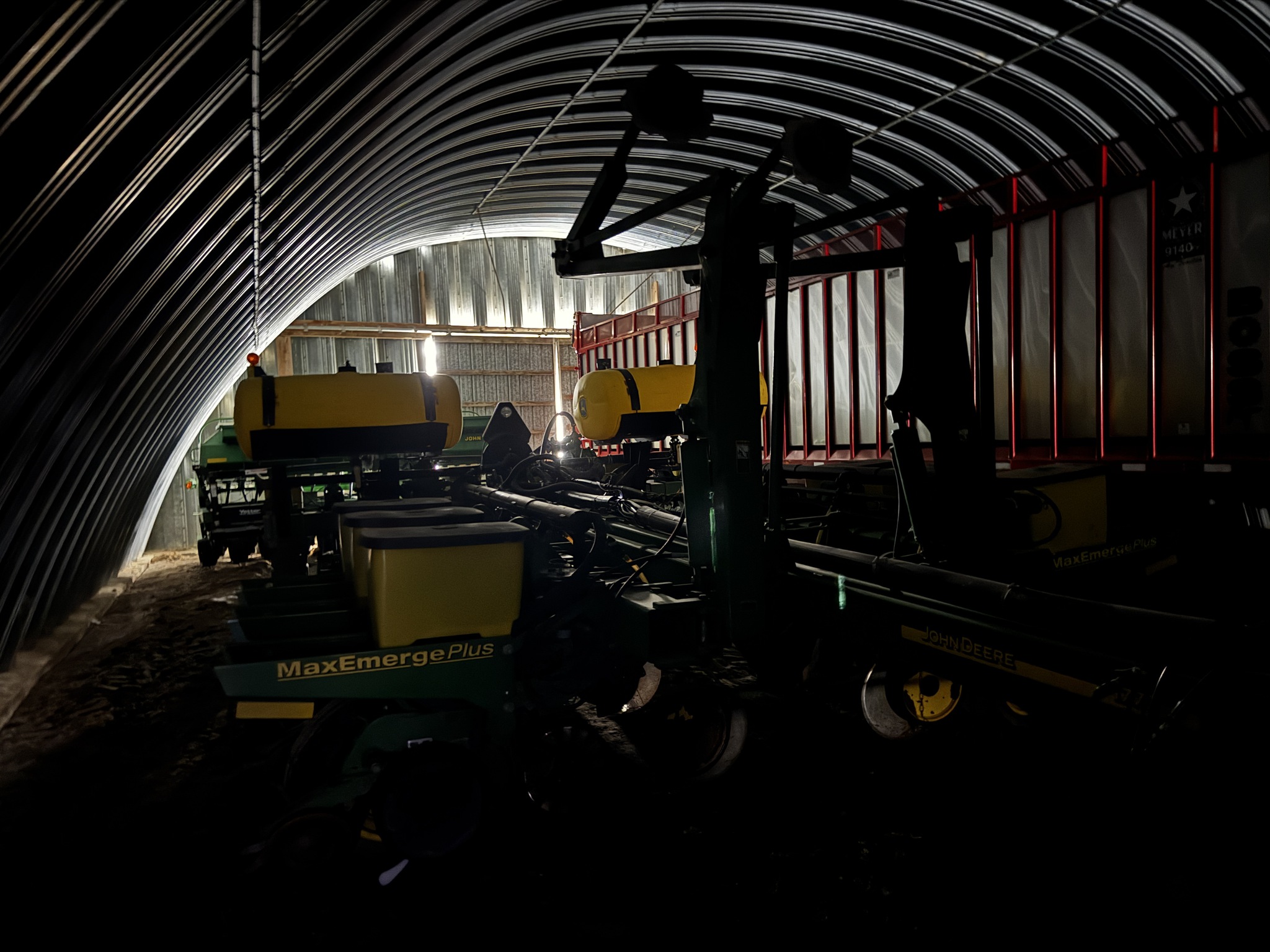 2002 John Deere 1770 Image 5