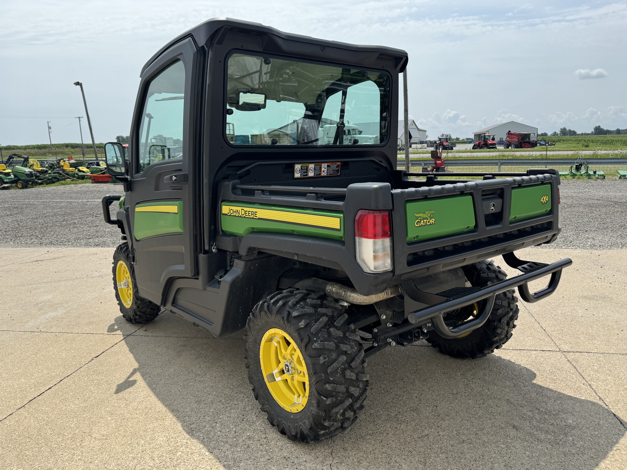 2019 John Deere XUV 835M Image 5