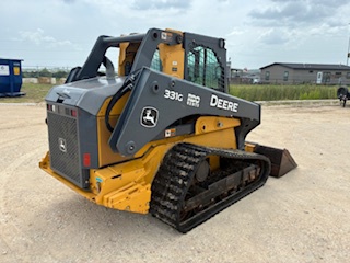 2018 John Deere 331G Image 6
