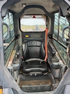 2018 John Deere 331G Image 7