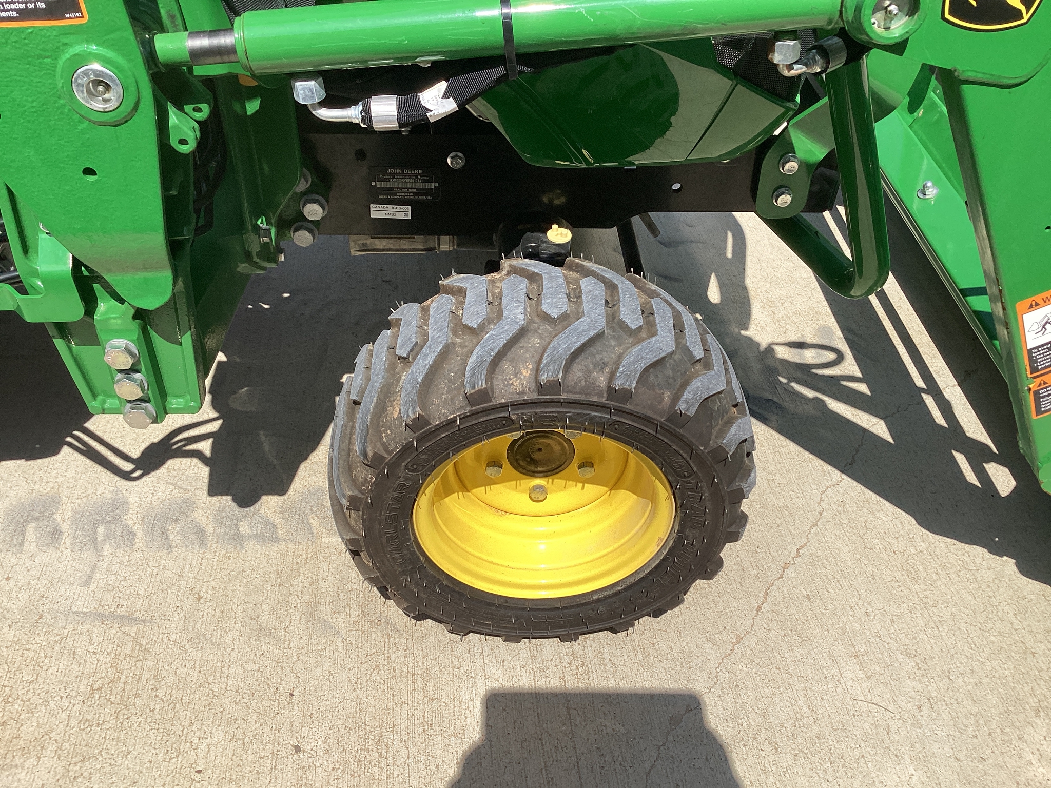 2024 John Deere 1025R Image 21