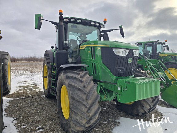 Photo of 2023 John Deere 6R 230