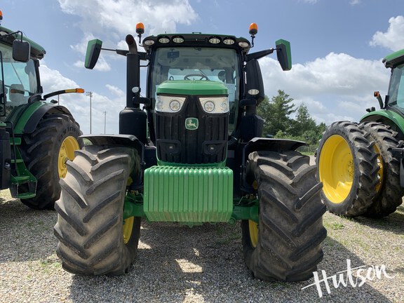 Photo of 2023 John Deere 6R 230