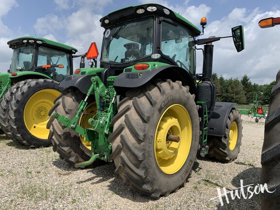 Photo of 2023 John Deere 6R 230