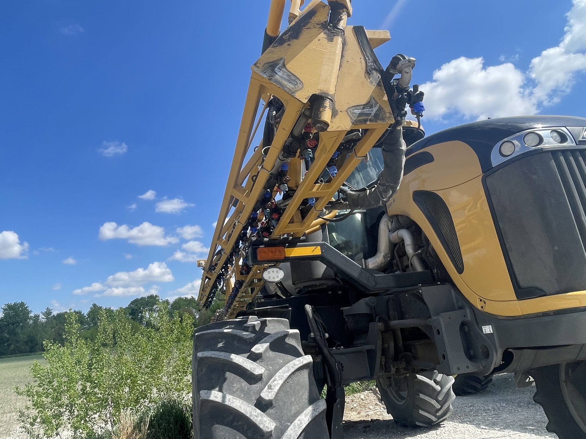 2021 RoGator RG1300C Image 3