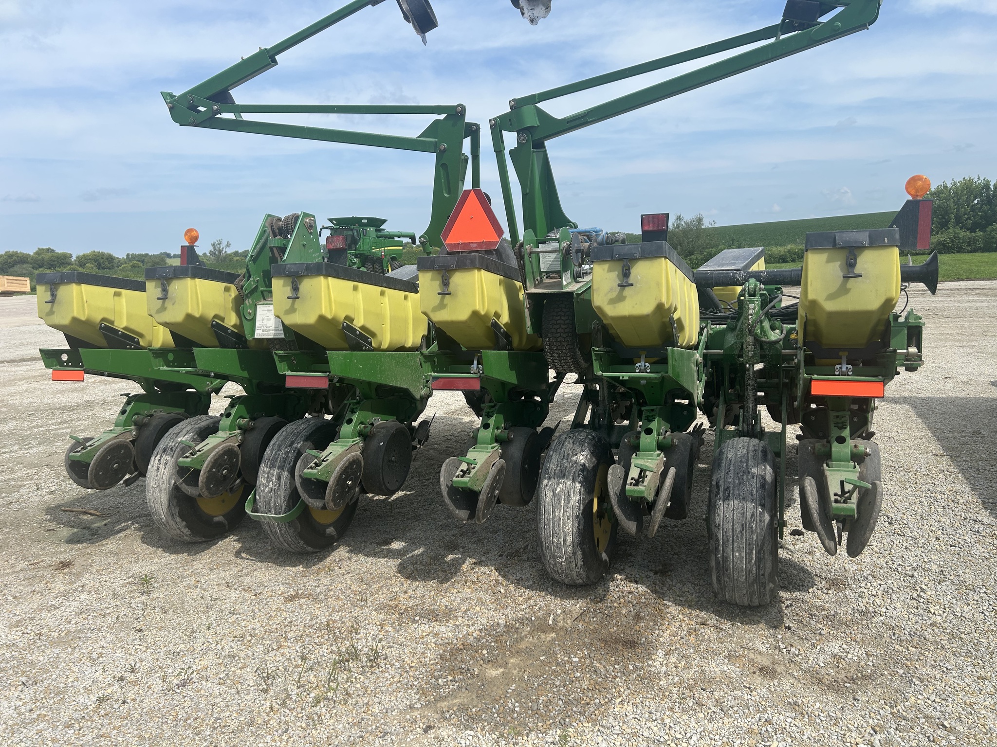 2011 John Deere 1760 Image 23