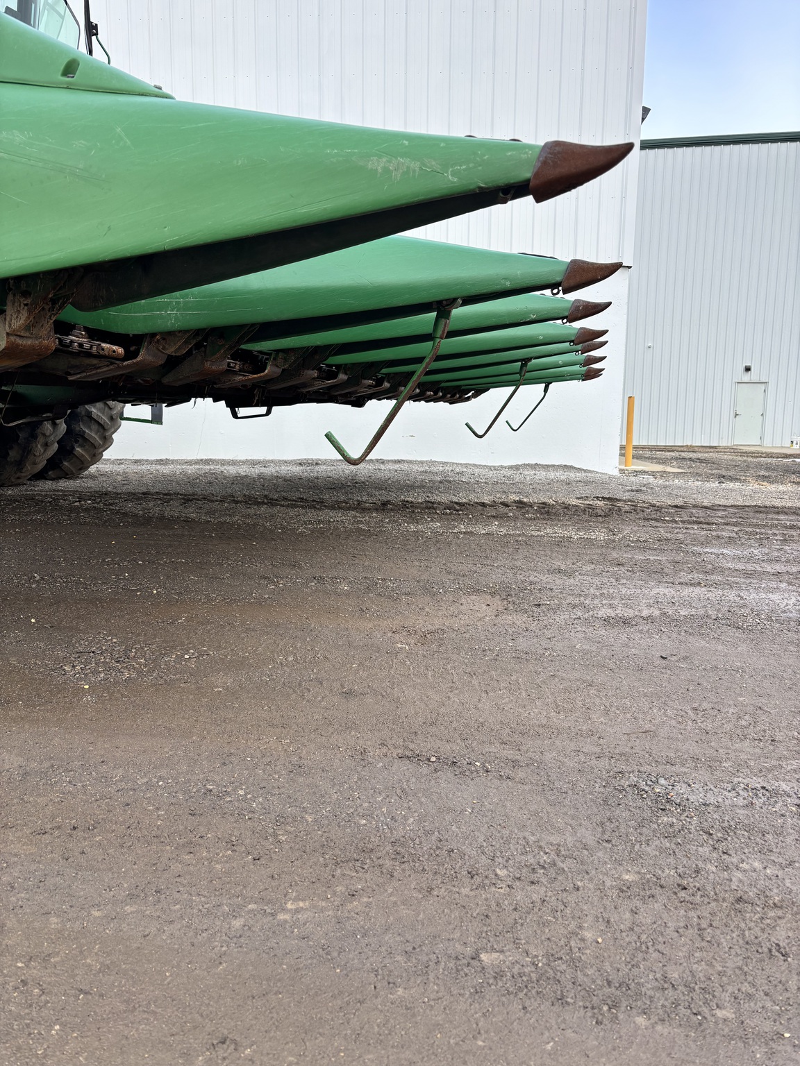 1997 John Deere 893 Image 2