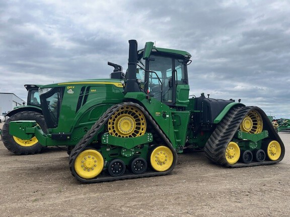 Used 2024 John Deere 9RX 590 Track Tractors at Horizon Ag & Turf in Lloydminster, AB - Photo5
