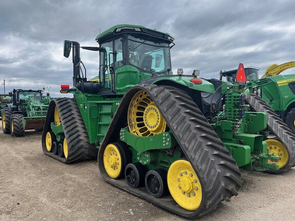 Used 2024 John Deere 9RX 590 Track Tractors at Horizon Ag & Turf in Lloydminster, AB - Photo11