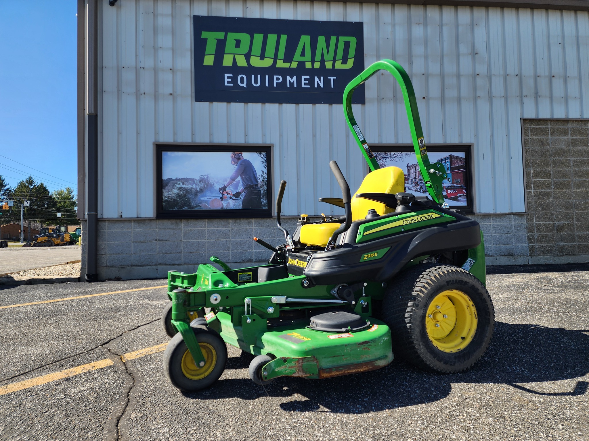 2018 John Deere Z915E Image 1