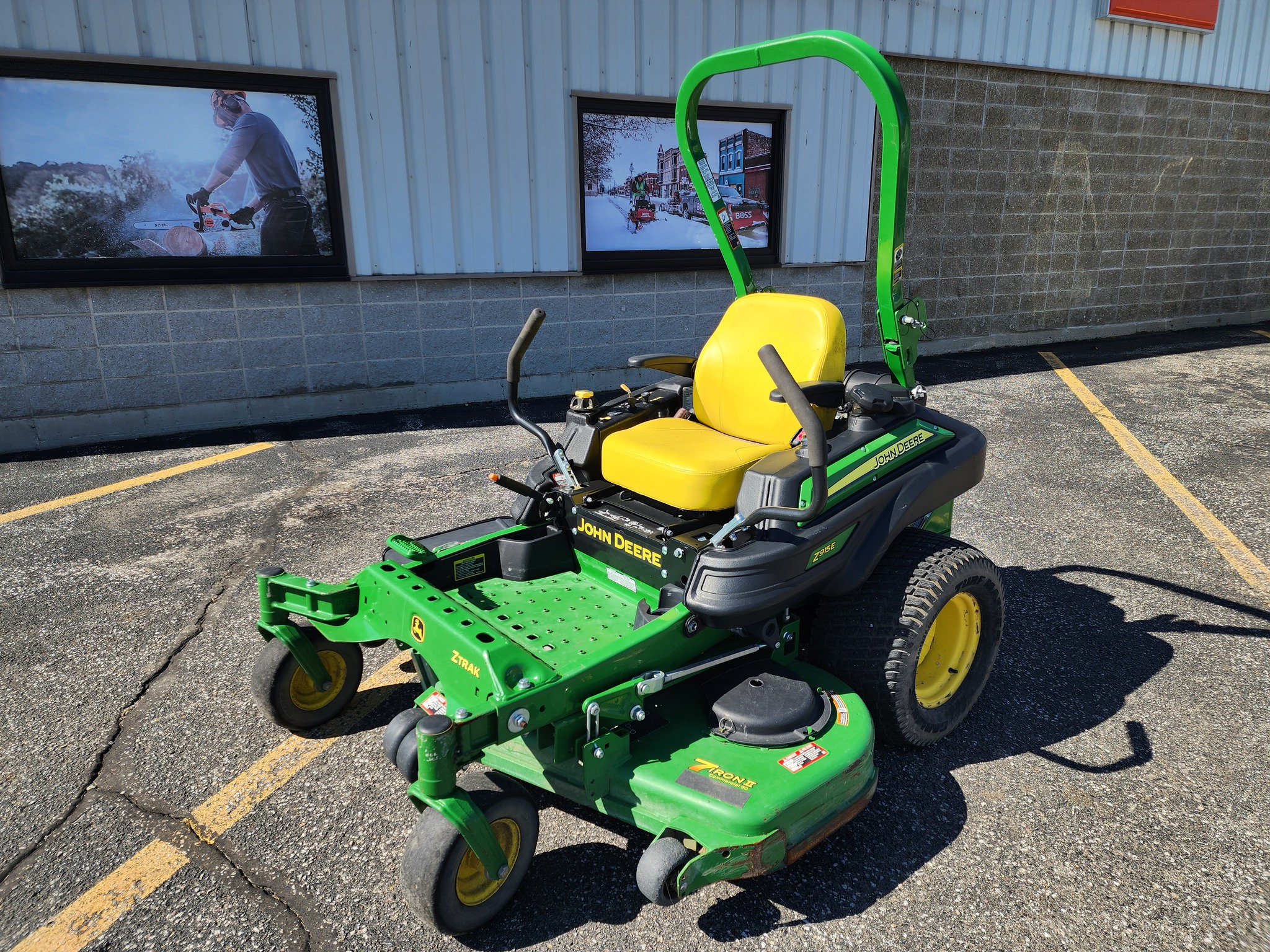 2018 John Deere Z915E Image 2