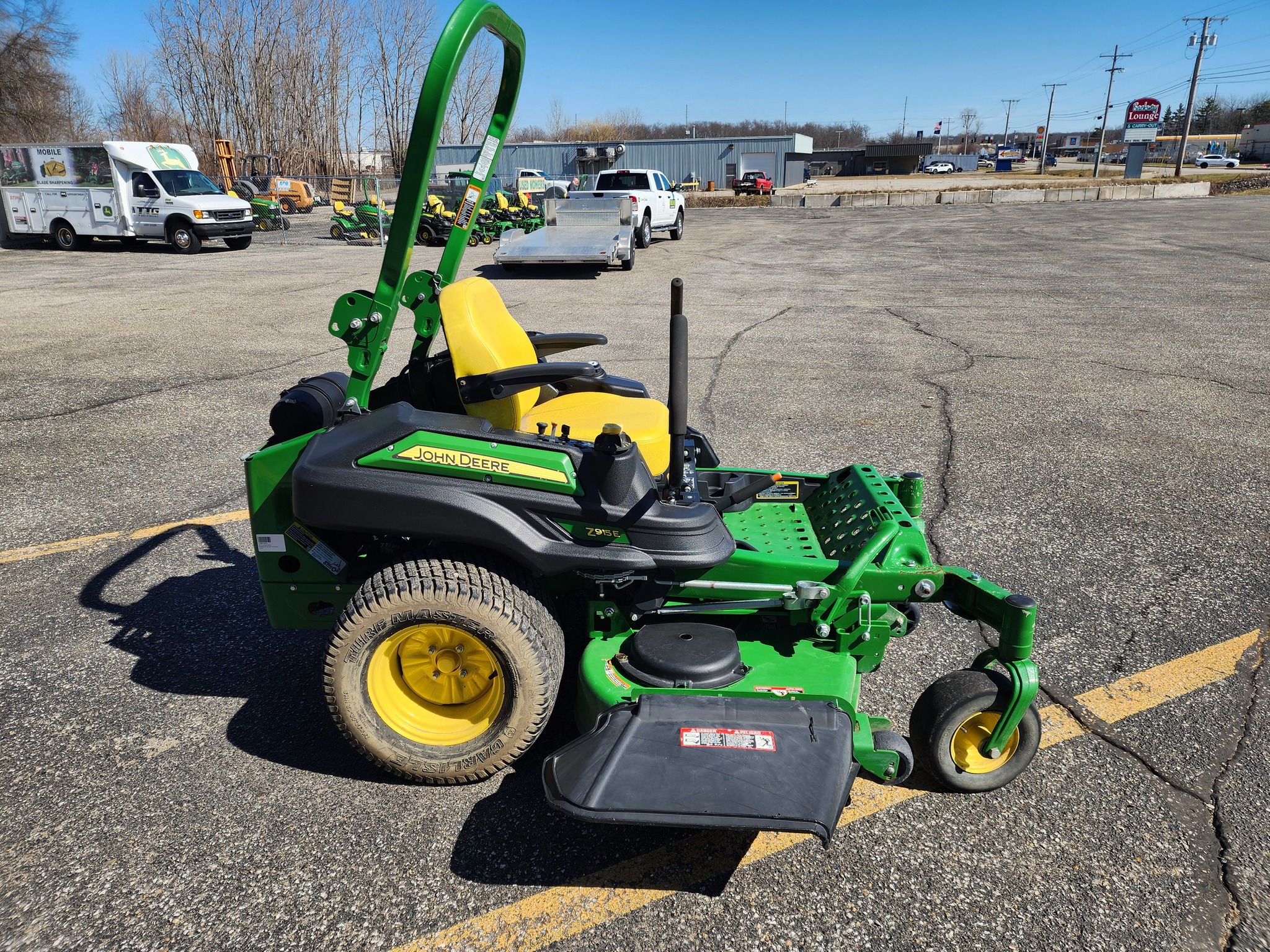 2018 John Deere Z915E Image 5