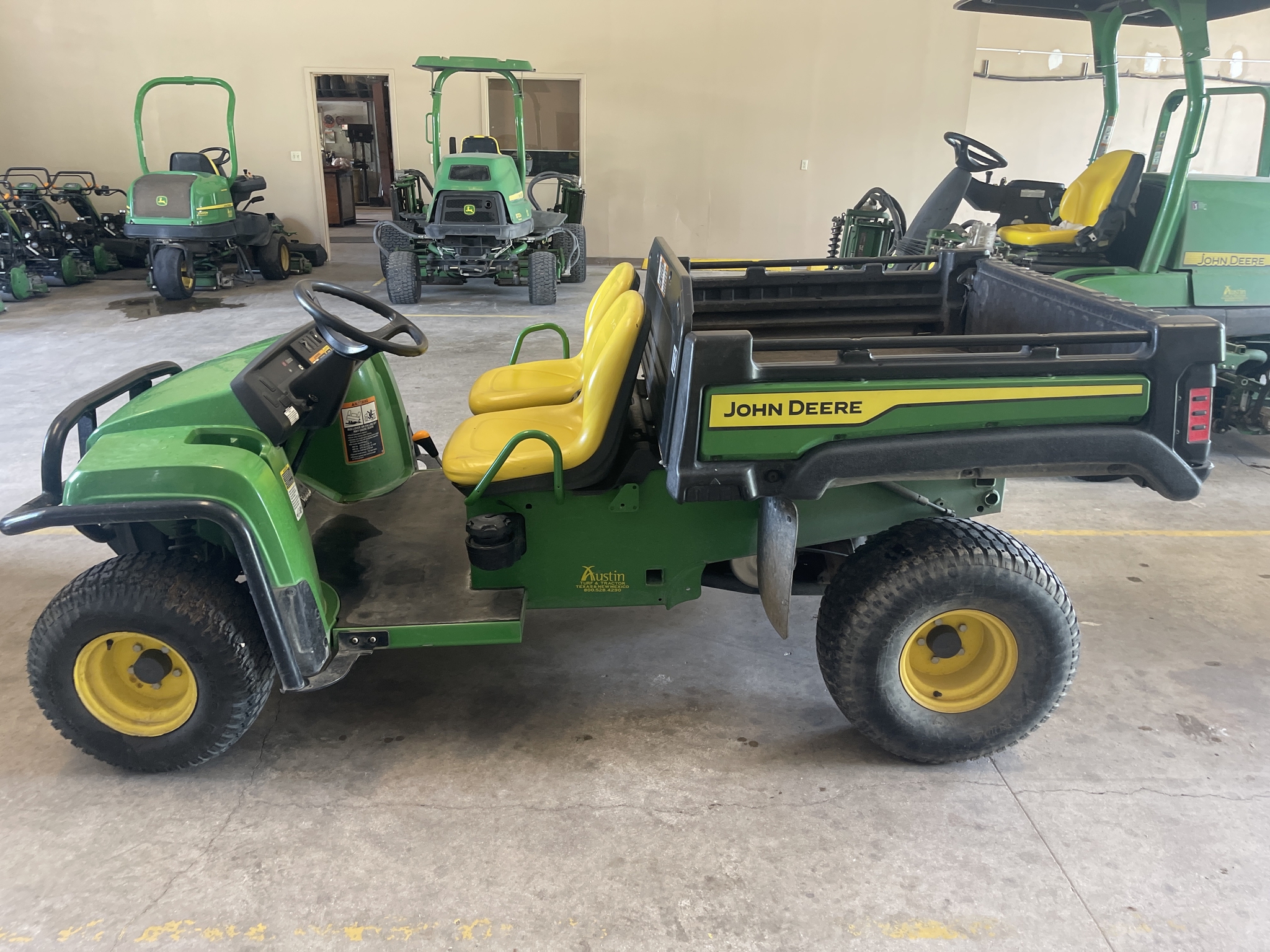 2021 John Deere Tx Turf Image 1
