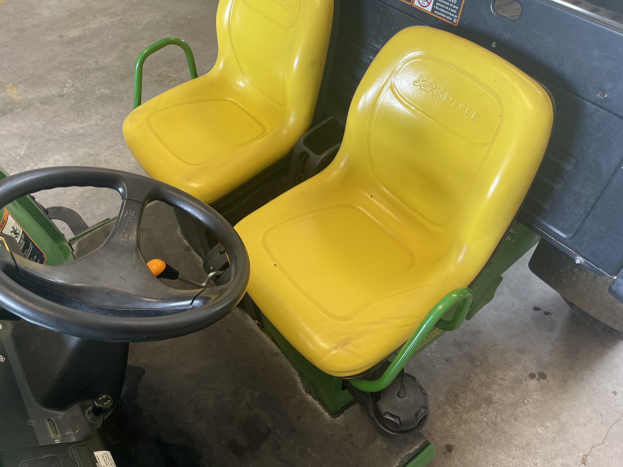 2021 John Deere Tx Turf Image 11