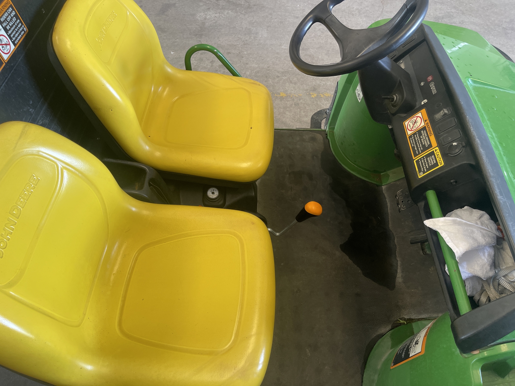 2021 John Deere Tx Turf Image 13