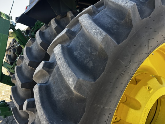 2023 John Deere 8R 340 - Photo17