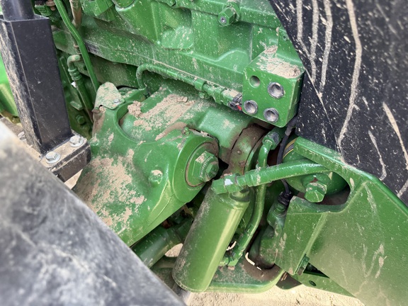 2023 John Deere 8R 340 - Photo13